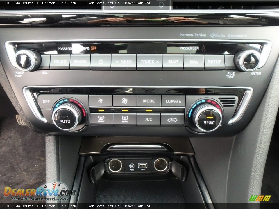 Controls of 2019 Kia Optima SX Photo #20