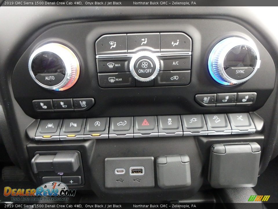 2019 GMC Sierra 1500 Denali Crew Cab 4WD Onyx Black / Jet Black Photo #20