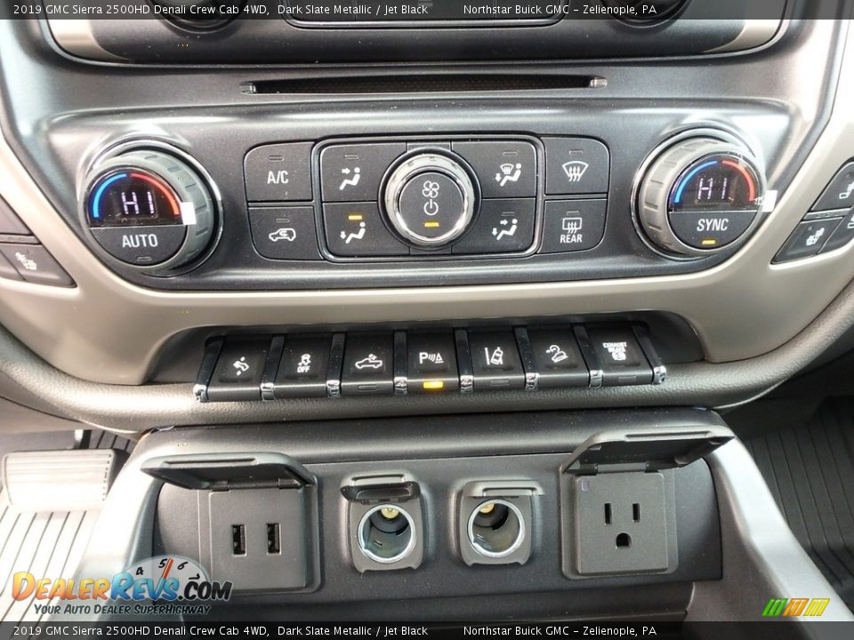 2019 GMC Sierra 2500HD Denali Crew Cab 4WD Dark Slate Metallic / Jet Black Photo #19