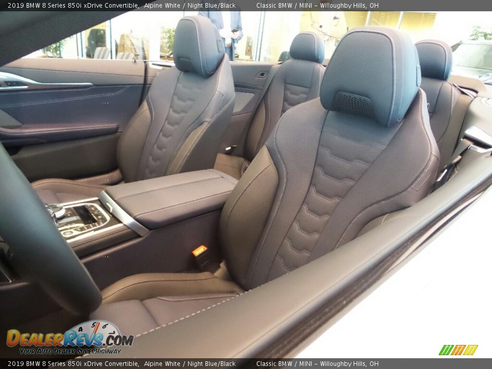 Front Seat of 2019 BMW 8 Series 850i xDrive Convertible Photo #4