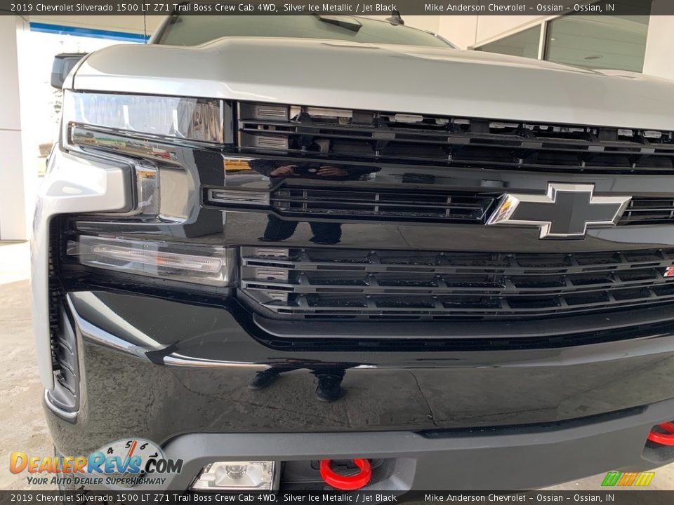 2019 Chevrolet Silverado 1500 LT Z71 Trail Boss Crew Cab 4WD Silver Ice Metallic / Jet Black Photo #5