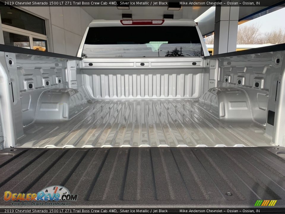 2019 Chevrolet Silverado 1500 LT Z71 Trail Boss Crew Cab 4WD Silver Ice Metallic / Jet Black Photo #11