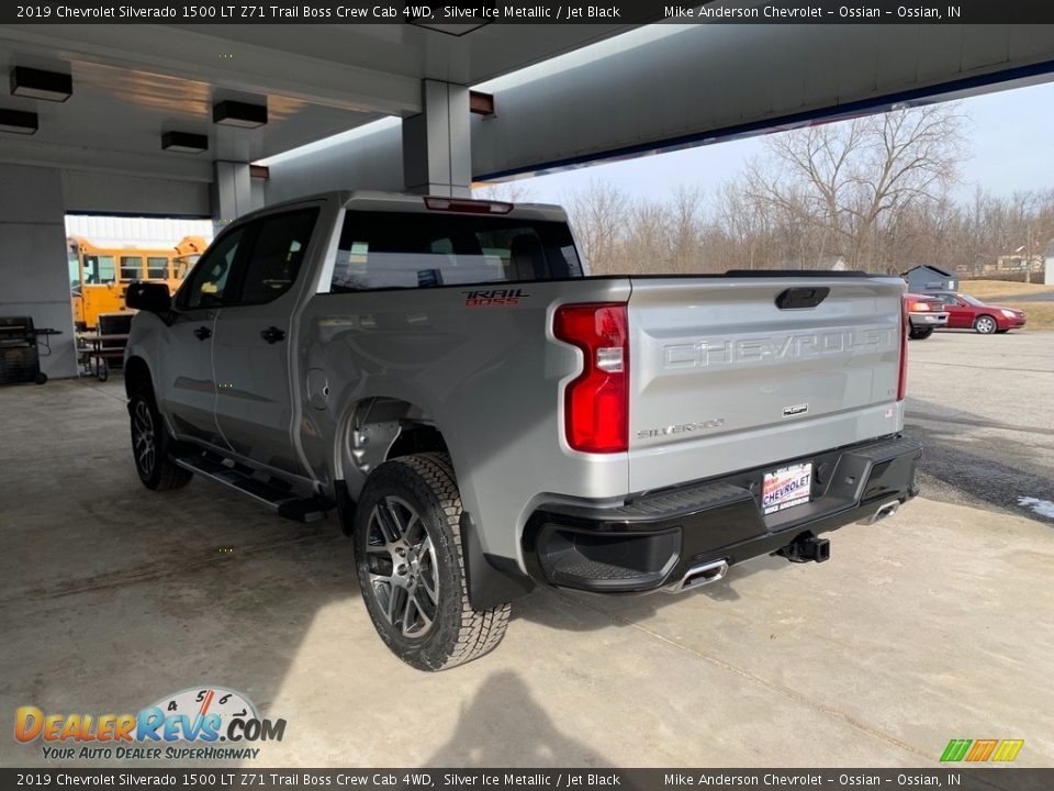 2019 Chevrolet Silverado 1500 LT Z71 Trail Boss Crew Cab 4WD Silver Ice Metallic / Jet Black Photo #14