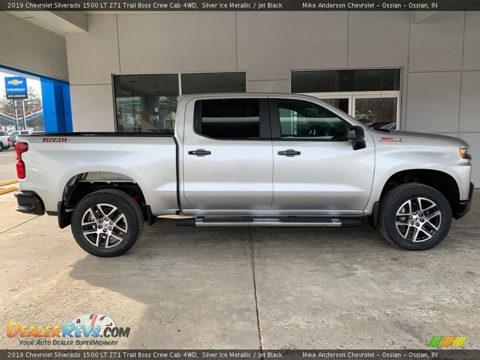 2019 Chevrolet Silverado 1500 LT Z71 Trail Boss Crew Cab 4WD Silver Ice Metallic / Jet Black Photo #15