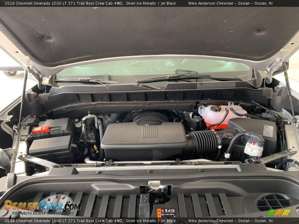 2019 Chevrolet Silverado 1500 LT Z71 Trail Boss Crew Cab 4WD Silver Ice Metallic / Jet Black Photo #19