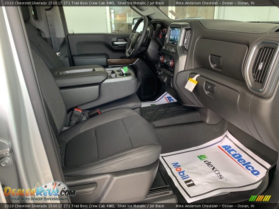 2019 Chevrolet Silverado 1500 LT Z71 Trail Boss Crew Cab 4WD Silver Ice Metallic / Jet Black Photo #22