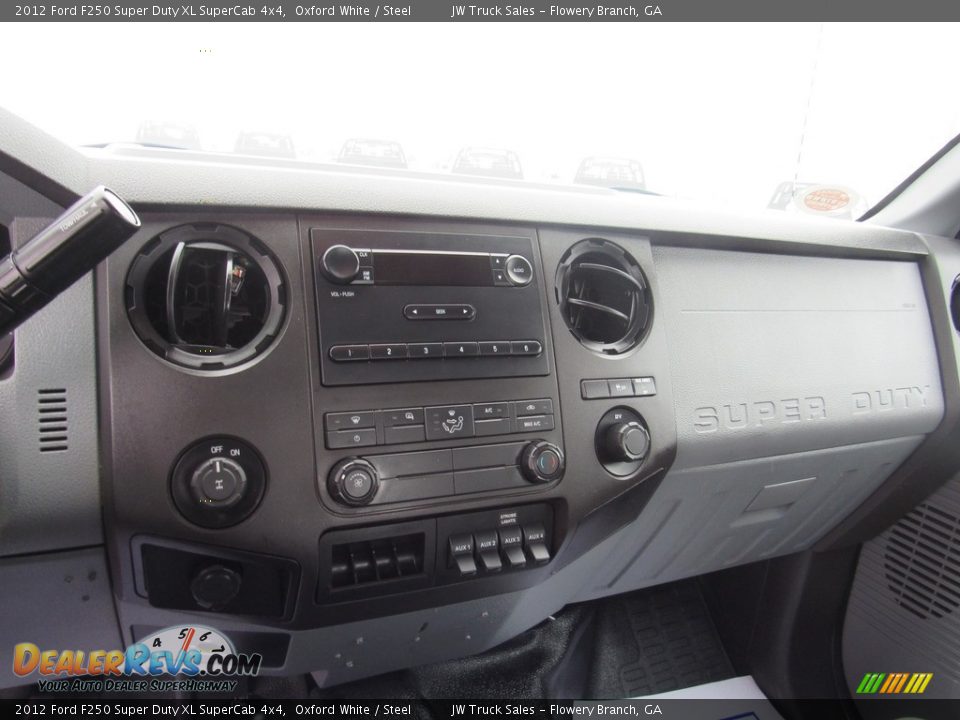 2012 Ford F250 Super Duty XL SuperCab 4x4 Oxford White / Steel Photo #25