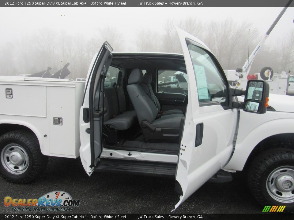 2012 Ford F250 Super Duty XL SuperCab 4x4 Oxford White / Steel Photo #31