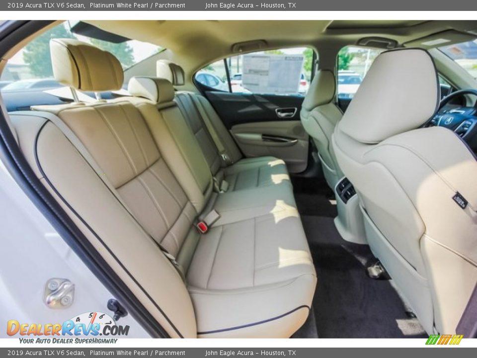 2019 Acura TLX V6 Sedan Platinum White Pearl / Parchment Photo #21