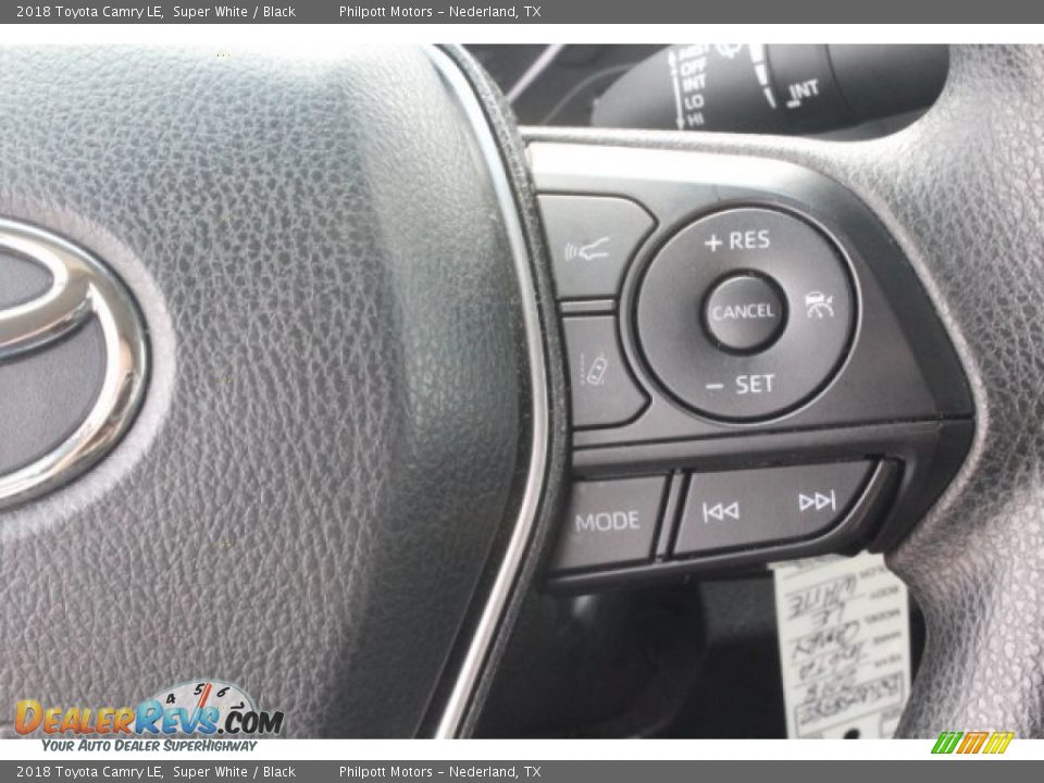 2018 Toyota Camry LE Super White / Black Photo #16