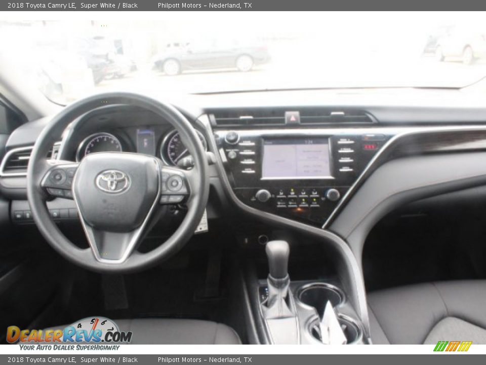 2018 Toyota Camry LE Super White / Black Photo #19