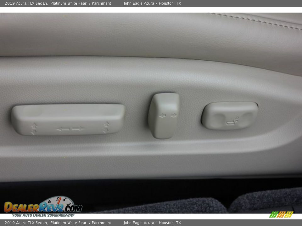 2019 Acura TLX Sedan Platinum White Pearl / Parchment Photo #13