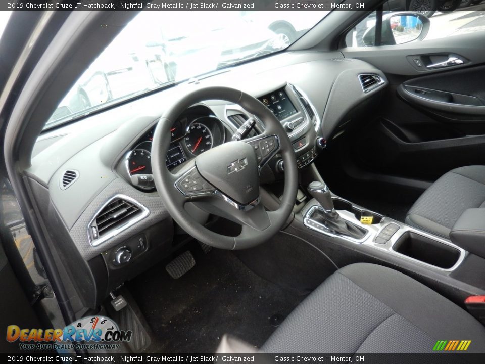 2019 Chevrolet Cruze LT Hatchback Nightfall Gray Metallic / Jet Black/­Galvanized Photo #6