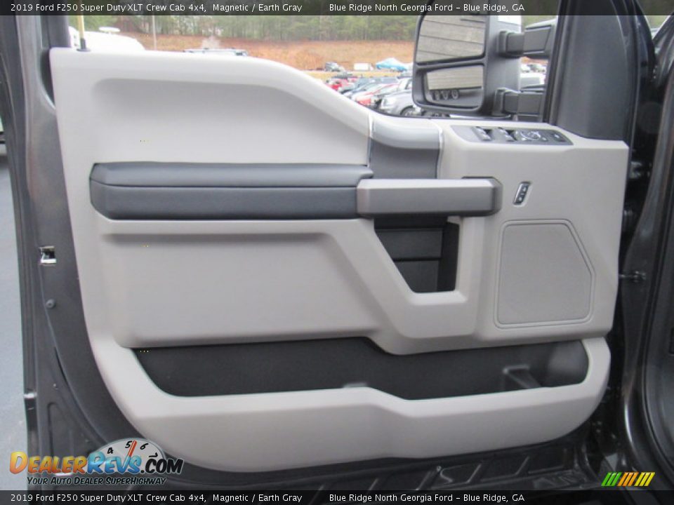 2019 Ford F250 Super Duty XLT Crew Cab 4x4 Magnetic / Earth Gray Photo #10