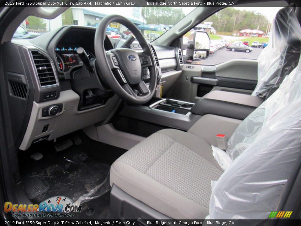 2019 Ford F250 Super Duty XLT Crew Cab 4x4 Magnetic / Earth Gray Photo #11