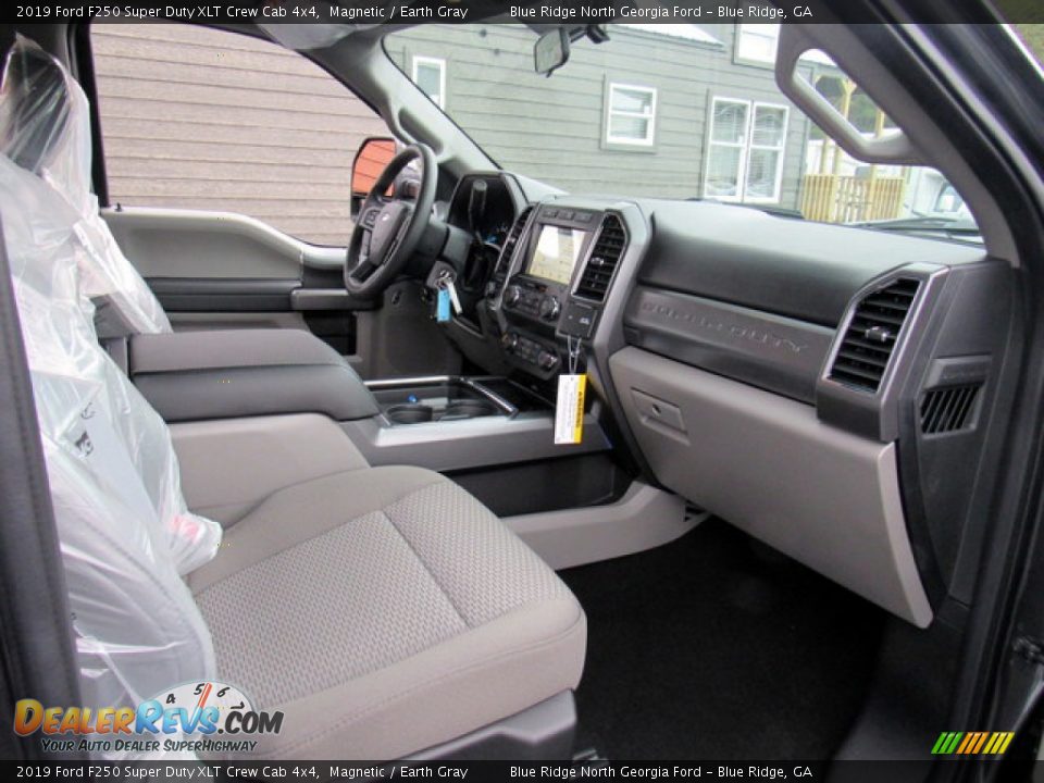 2019 Ford F250 Super Duty XLT Crew Cab 4x4 Magnetic / Earth Gray Photo #13