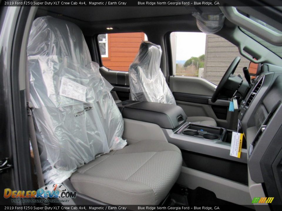 2019 Ford F250 Super Duty XLT Crew Cab 4x4 Magnetic / Earth Gray Photo #14
