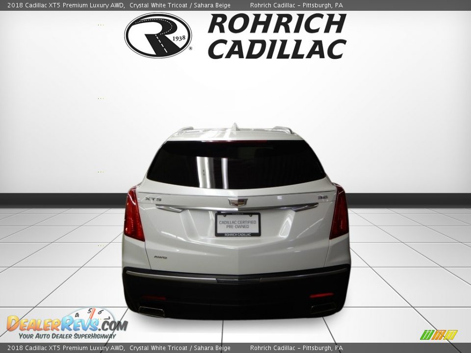 2018 Cadillac XT5 Premium Luxury AWD Crystal White Tricoat / Sahara Beige Photo #4