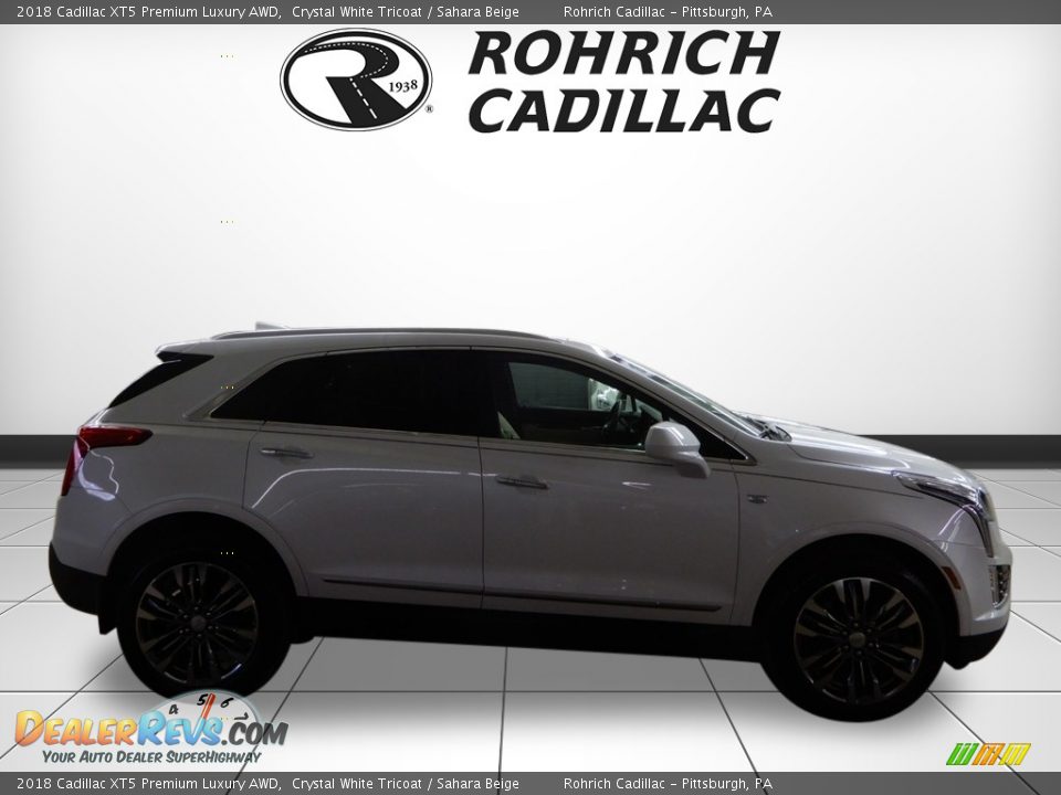2018 Cadillac XT5 Premium Luxury AWD Crystal White Tricoat / Sahara Beige Photo #6