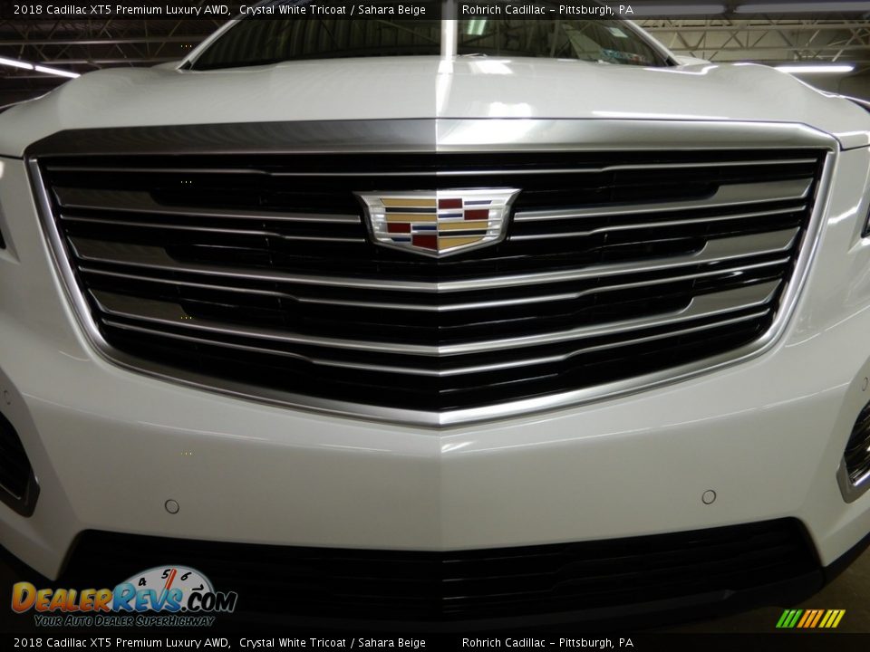 2018 Cadillac XT5 Premium Luxury AWD Crystal White Tricoat / Sahara Beige Photo #9