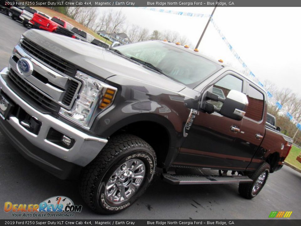 2019 Ford F250 Super Duty XLT Crew Cab 4x4 Magnetic / Earth Gray Photo #35