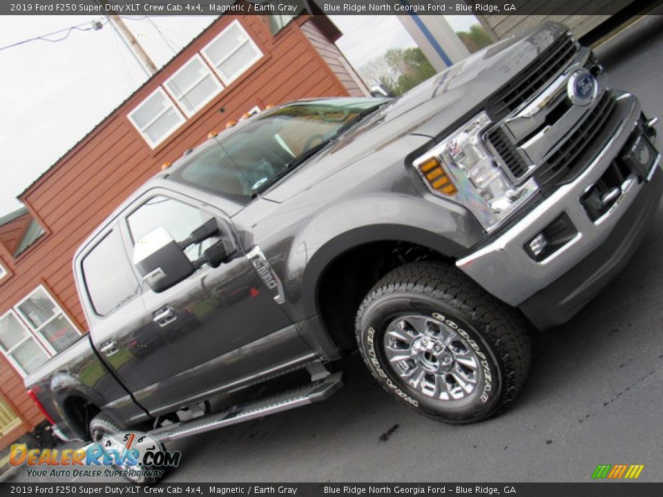 2019 Ford F250 Super Duty XLT Crew Cab 4x4 Magnetic / Earth Gray Photo #36