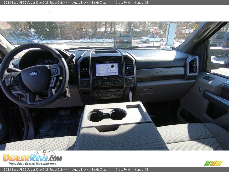 2019 Ford F350 Super Duty XLT SuperCab 4x4 Agate Black / Earth Gray Photo #18
