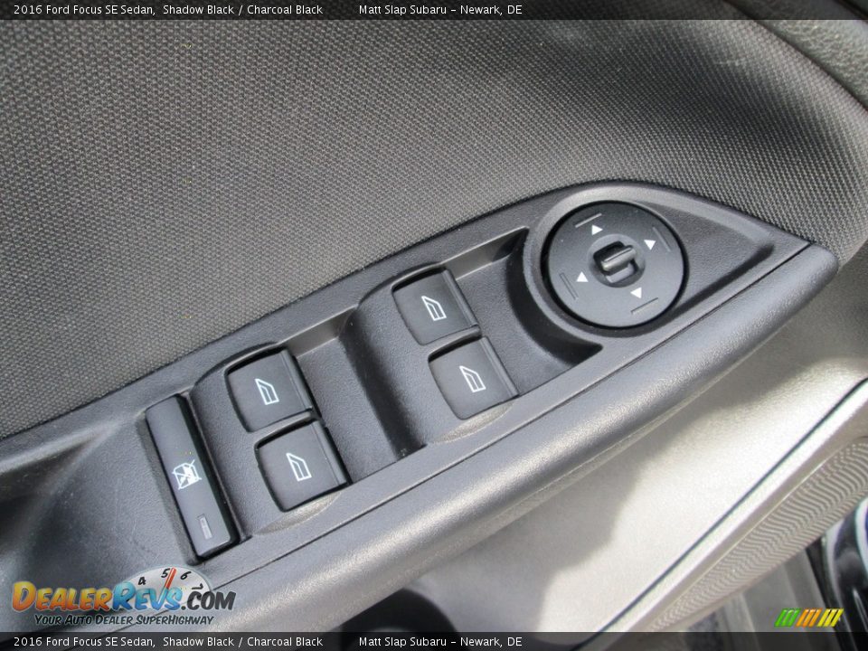 2016 Ford Focus SE Sedan Shadow Black / Charcoal Black Photo #15