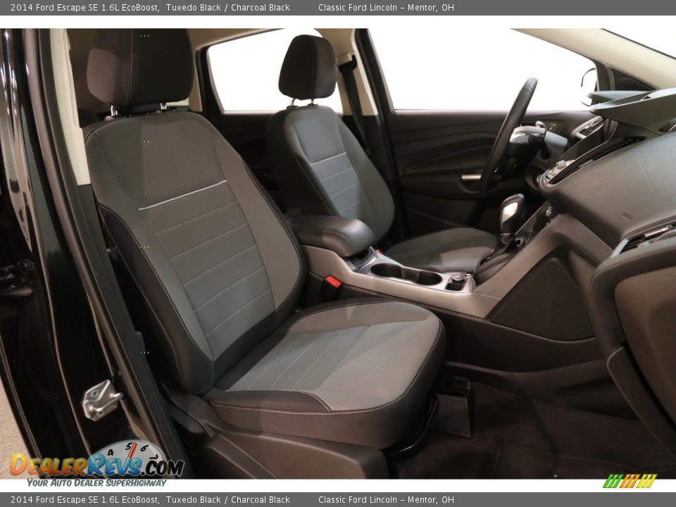 2014 Ford Escape SE 1.6L EcoBoost Tuxedo Black / Charcoal Black Photo #16