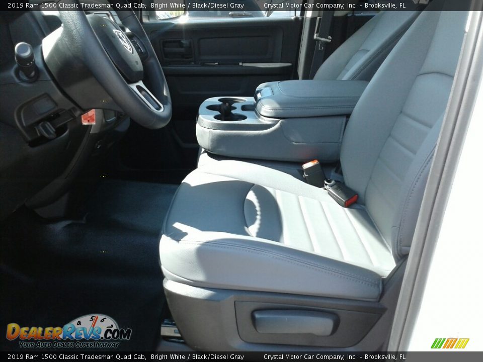 2019 Ram 1500 Classic Tradesman Quad Cab Bright White / Black/Diesel Gray Photo #9