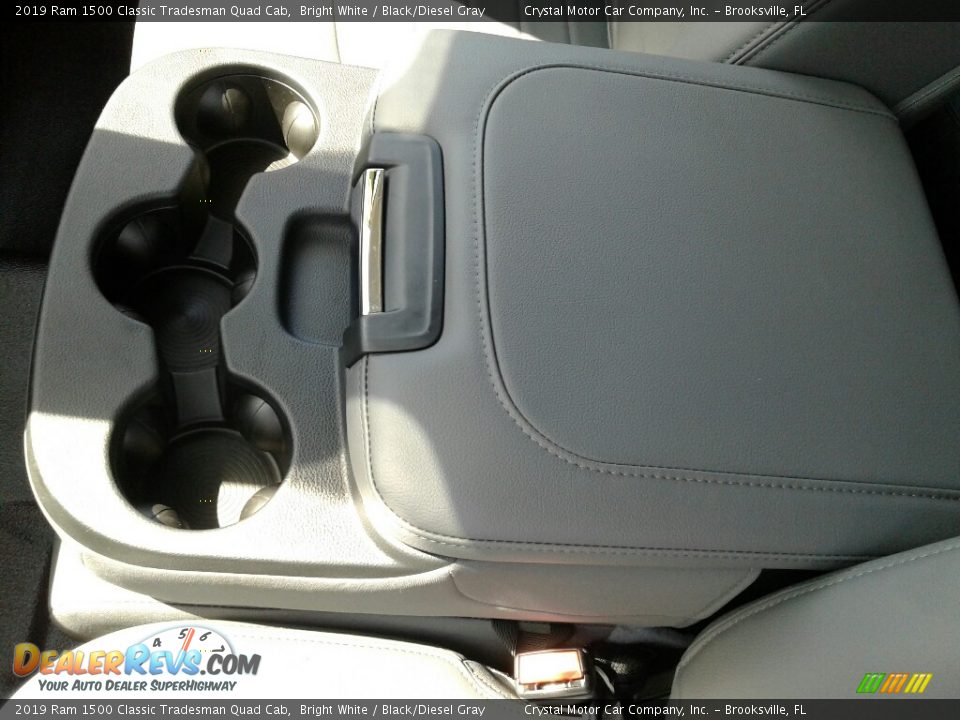 2019 Ram 1500 Classic Tradesman Quad Cab Bright White / Black/Diesel Gray Photo #18