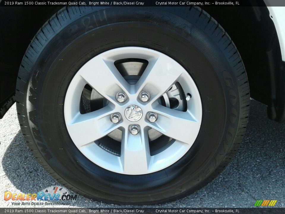 2019 Ram 1500 Classic Tradesman Quad Cab Bright White / Black/Diesel Gray Photo #20