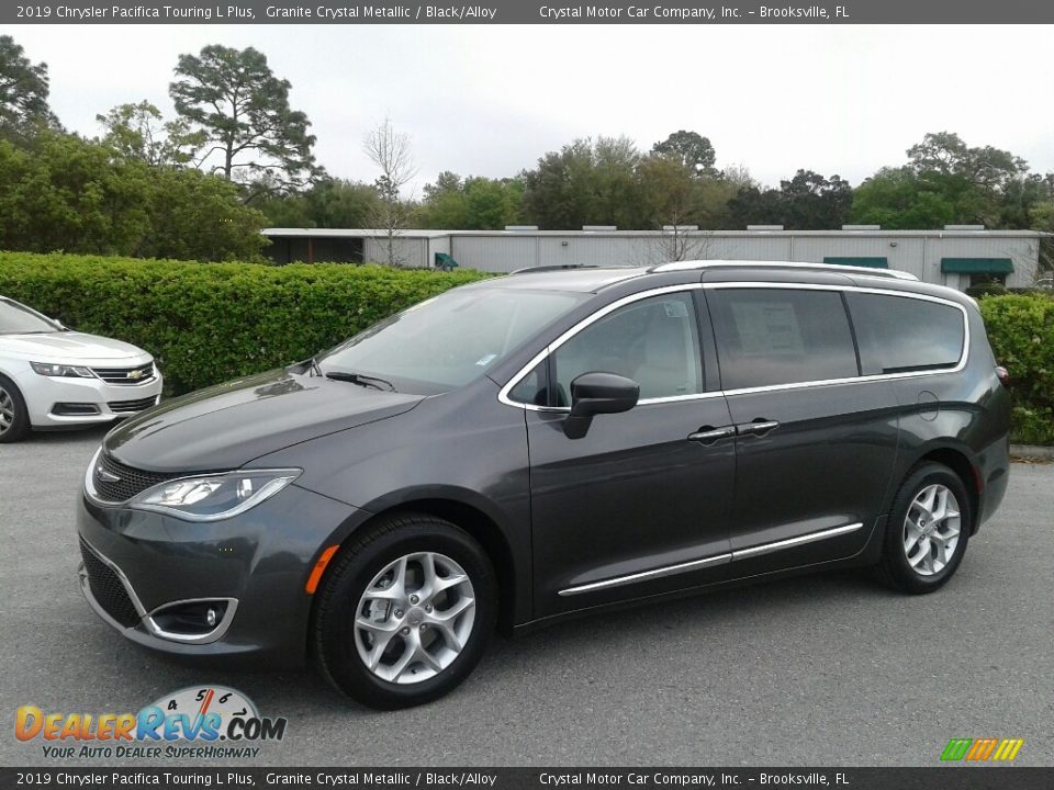 2019 Chrysler Pacifica Touring L Plus Granite Crystal Metallic / Black/Alloy Photo #1