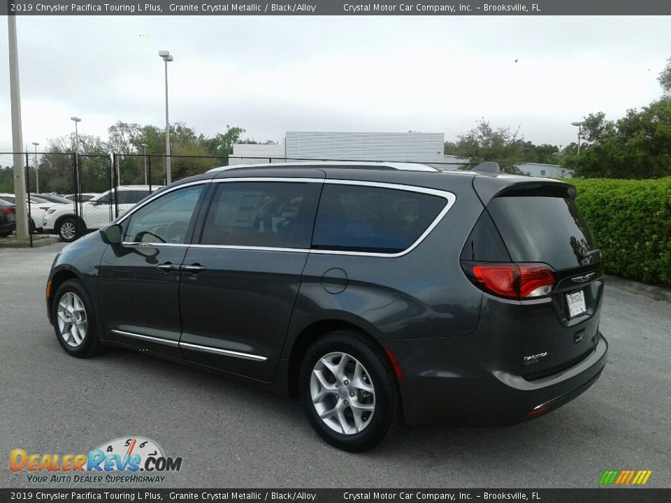 2019 Chrysler Pacifica Touring L Plus Granite Crystal Metallic / Black/Alloy Photo #3