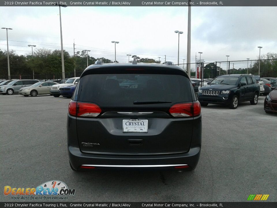 2019 Chrysler Pacifica Touring L Plus Granite Crystal Metallic / Black/Alloy Photo #4