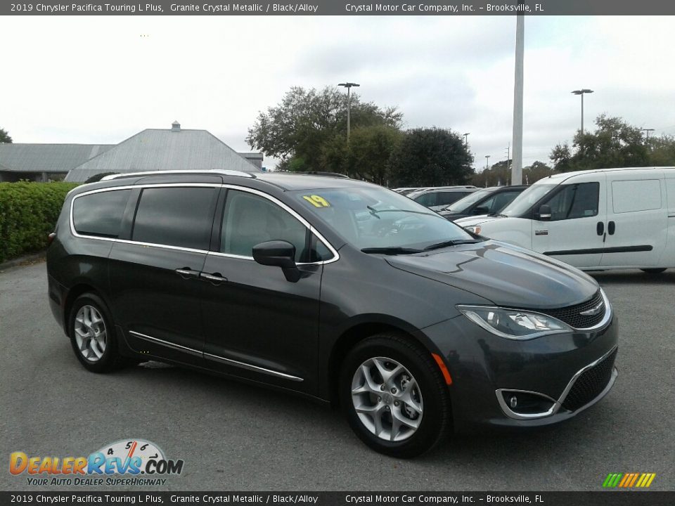 2019 Chrysler Pacifica Touring L Plus Granite Crystal Metallic / Black/Alloy Photo #7