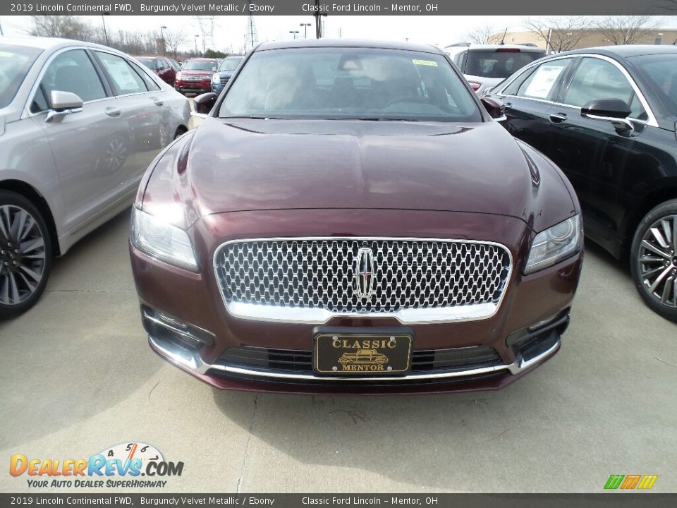 2019 Lincoln Continental FWD Burgundy Velvet Metallic / Ebony Photo #2