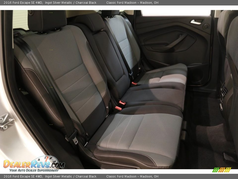 2016 Ford Escape SE 4WD Ingot Silver Metallic / Charcoal Black Photo #16