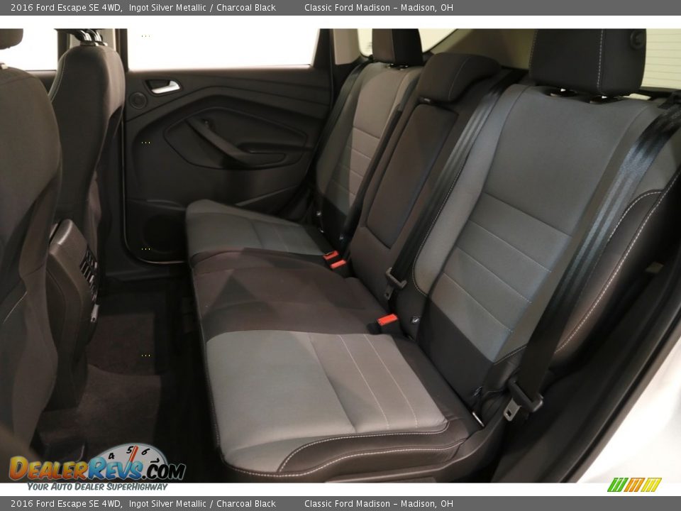2016 Ford Escape SE 4WD Ingot Silver Metallic / Charcoal Black Photo #17