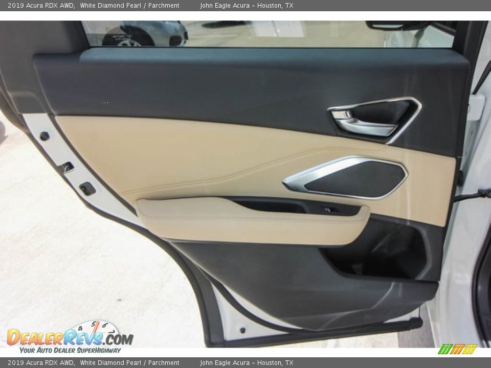 2019 Acura RDX AWD White Diamond Pearl / Parchment Photo #17
