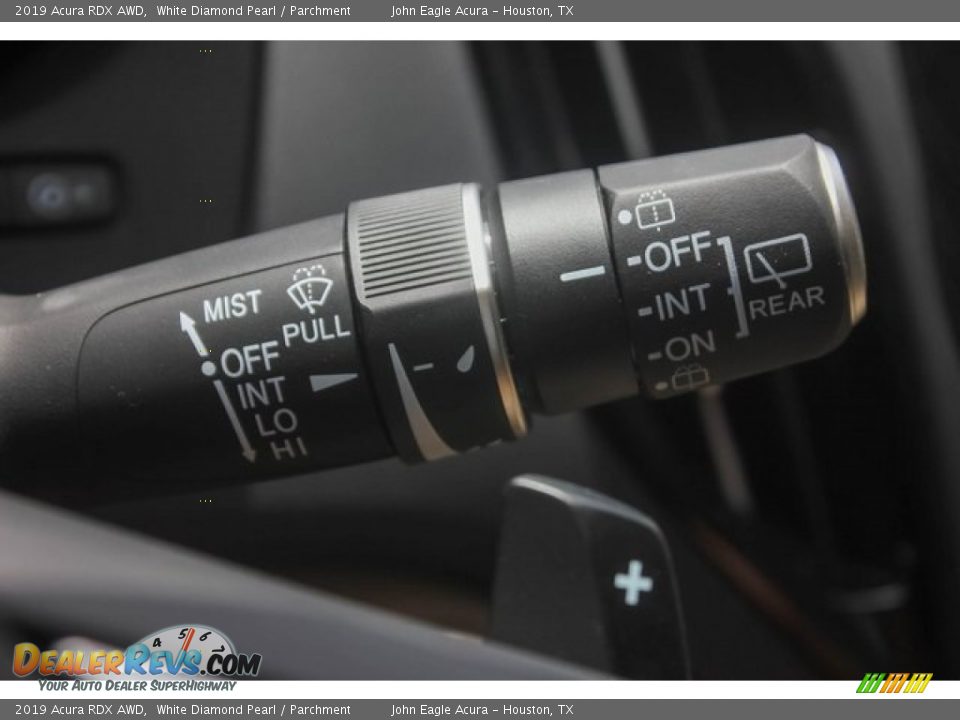 2019 Acura RDX AWD White Diamond Pearl / Parchment Photo #33