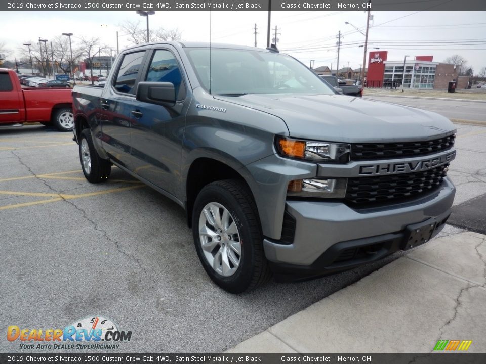 2019 Chevrolet Silverado 1500 Custom Crew Cab 4WD Satin Steel Metallic / Jet Black Photo #3