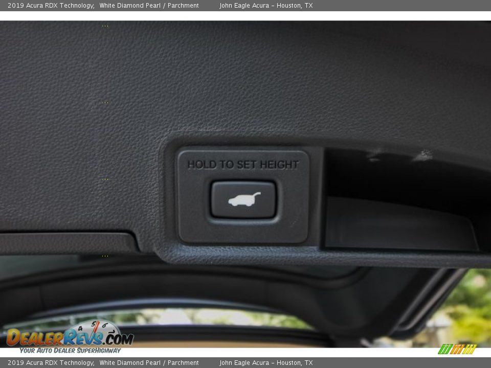 2019 Acura RDX Technology White Diamond Pearl / Parchment Photo #20