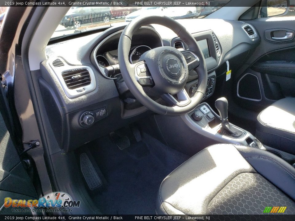 2019 Jeep Compass Latitude 4x4 Granite Crystal Metallic / Black Photo #7