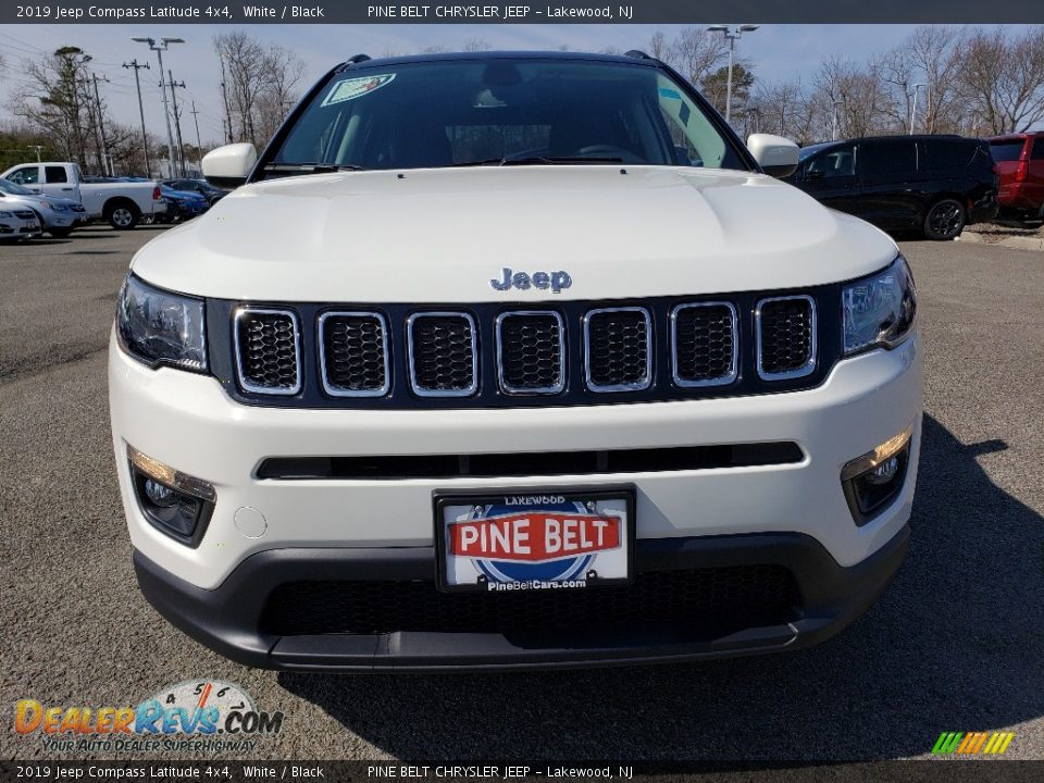 2019 Jeep Compass Latitude 4x4 White / Black Photo #2