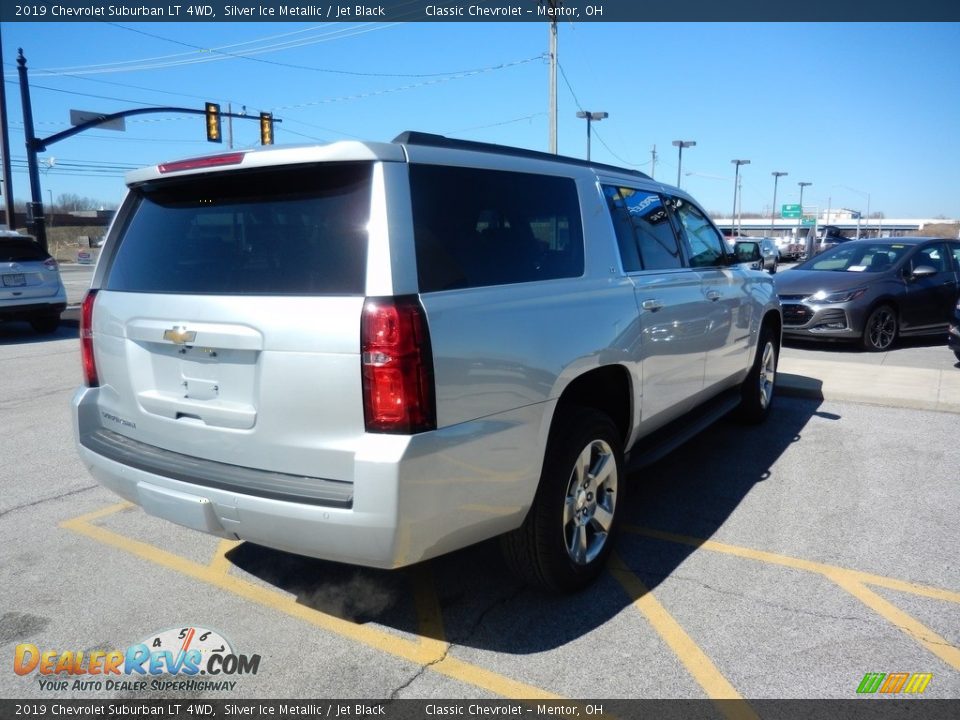 2019 Chevrolet Suburban LT 4WD Silver Ice Metallic / Jet Black Photo #4