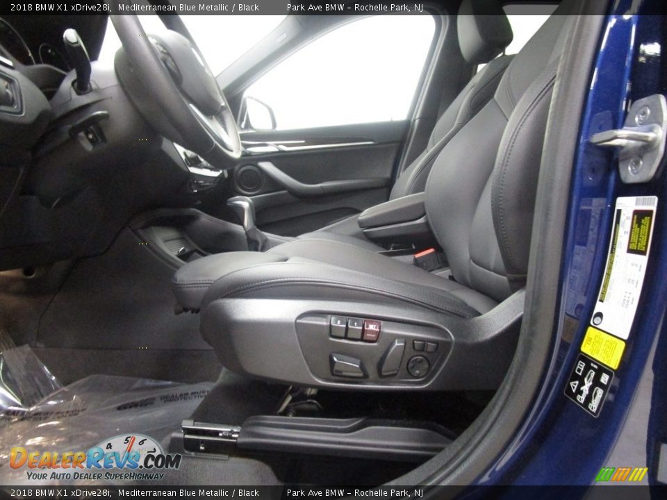 2018 BMW X1 xDrive28i Mediterranean Blue Metallic / Black Photo #9