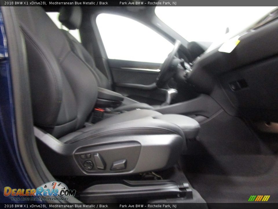 2018 BMW X1 xDrive28i Mediterranean Blue Metallic / Black Photo #15