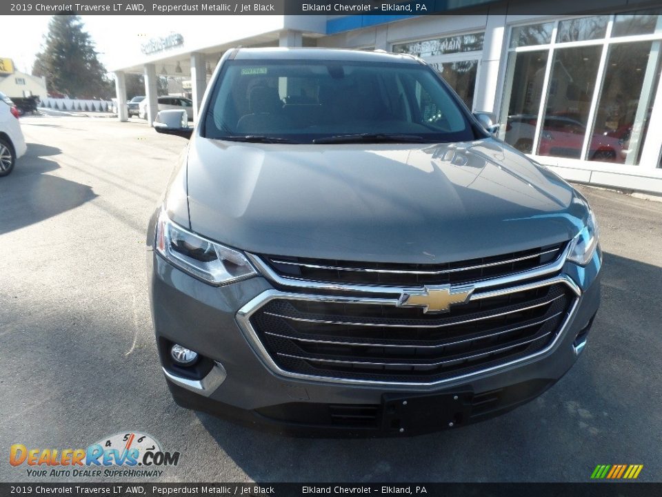 2019 Chevrolet Traverse LT AWD Pepperdust Metallic / Jet Black Photo #2