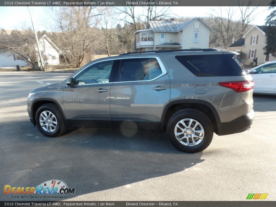 2019 Chevrolet Traverse LT AWD Pepperdust Metallic / Jet Black Photo #4